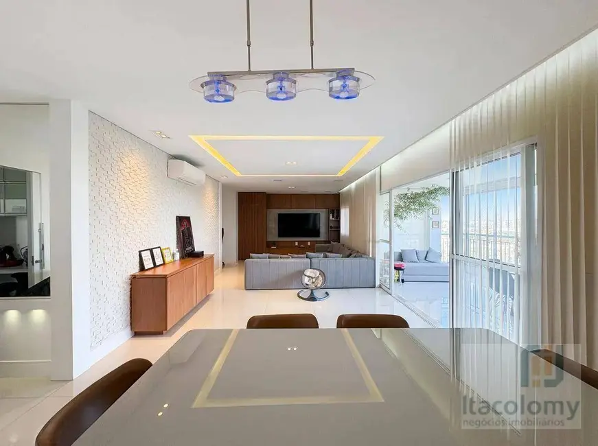 Apartamento com 3 quartos à venda, 158m2 em Santana De Parnaiba - SP - imagem 4 Foto 4 de Apartamento com 3 quartos à venda, 158m2 em Santana De Parnaiba - SP