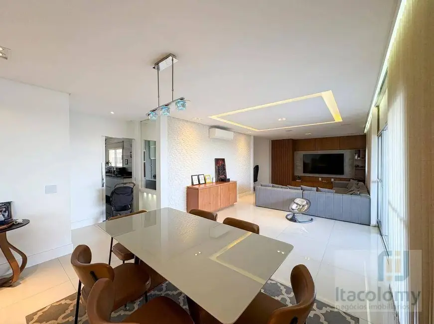 Apartamento com 3 quartos à venda, 158m2 em Santana De Parnaiba - SP - imagem 5 Foto 5 de Apartamento com 3 quartos à venda, 158m2 em Santana De Parnaiba - SP