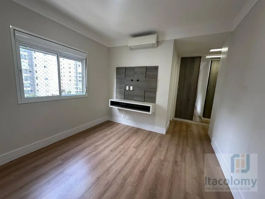 Apartamento com 3 quartos à venda, 158m2 em Santana De Parnaiba - SP - imagem 9 Foto 9 de Apartamento com 3 quartos à venda, 158m2 em Santana De Parnaiba - SP