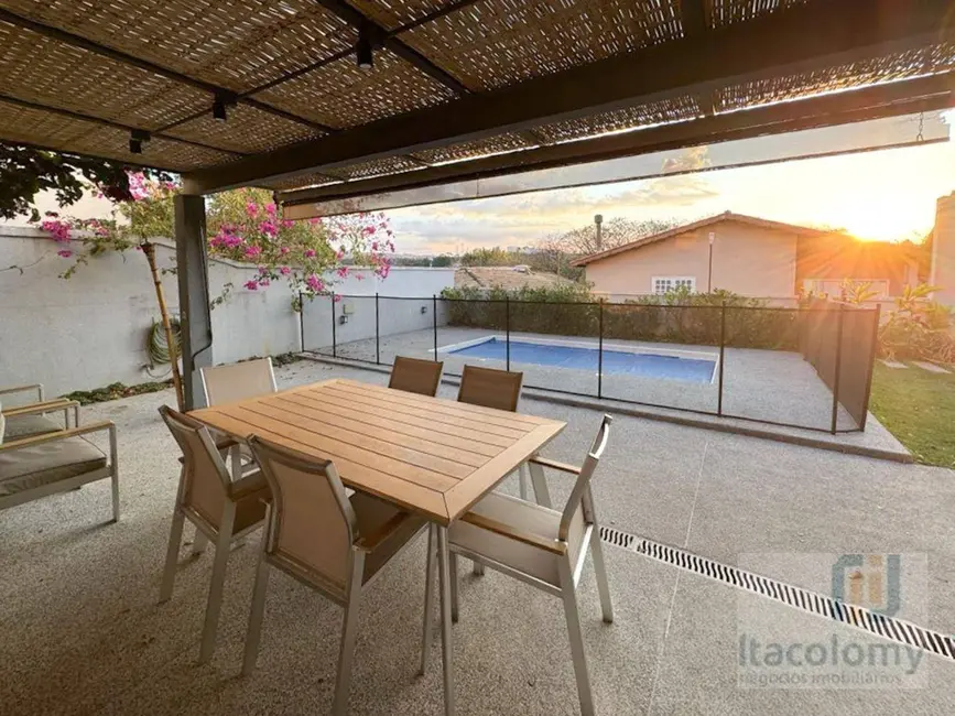 Foto 6 de Casa de Condomínio com 4 quartos à venda, 360m2 em Santana De Parnaiba - SP