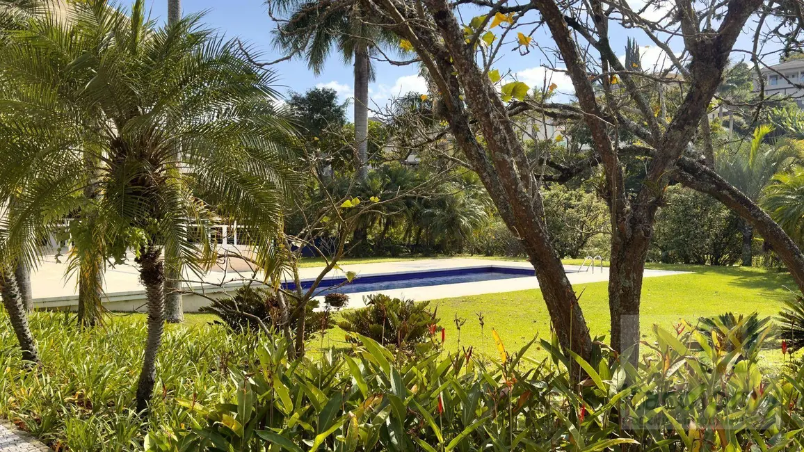 Casa de Condomínio com 4 quartos à venda, 1525m2 em Alphaville, Santana De Parnaiba - SP - imagem 4 Foto 4 de Casa de Condomínio com 4 quartos à venda, 1525m2 em Alphaville, Santana De Parnaiba - SP
