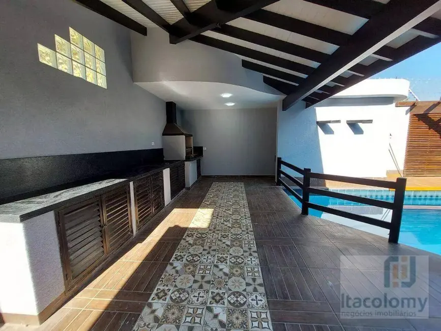 Foto 2 de Casa de Condomínio com 4 quartos à venda, 360m2 em Santana De Parnaiba - SP