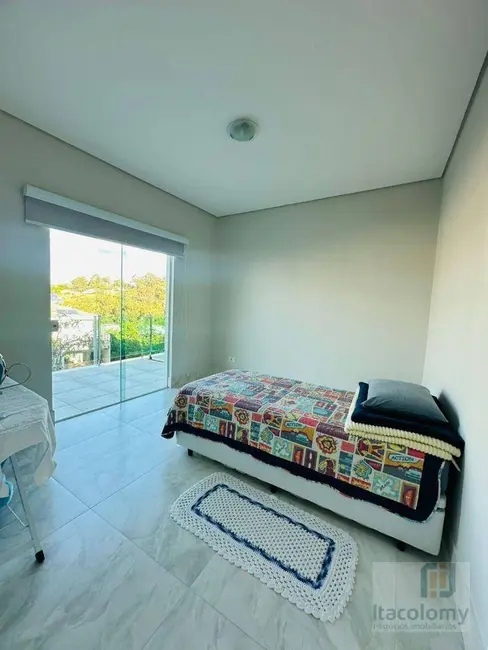 Foto 9 de Casa de Condomínio com 3 quartos à venda, 270m2 em Suru, Santana De Parnaiba - SP