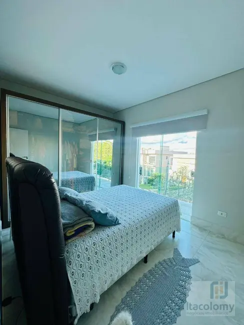 Foto 6 de Casa de Condomínio com 3 quartos à venda, 270m2 em Suru, Santana De Parnaiba - SP
