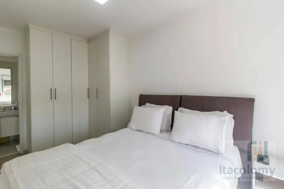 Foto 6 de Apartamento com 2 quartos à venda, 65m2 em Alphaville Empresarial, Barueri - SP