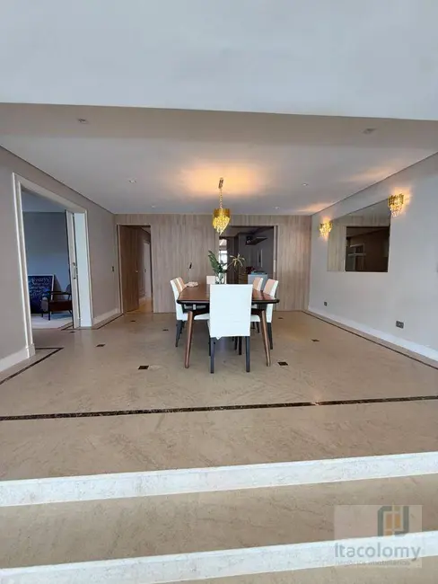 Apartamento com 3 quartos à venda e para alugar, 297m2 em Alphaville Industrial, Barueri - SP - imagem 4 Foto 4 de Apartamento com 3 quartos à venda e para alugar, 297m2 em Alphaville Industrial, Barueri - SP