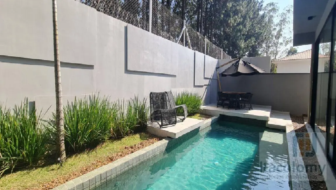 Casa de Condomínio com 4 quartos à venda e para alugar, 330m2 em Santana De Parnaiba - SP - imagem 4 Foto 4 de Casa de Condomínio com 4 quartos à venda e para alugar, 330m2 em Santana De Parnaiba - SP