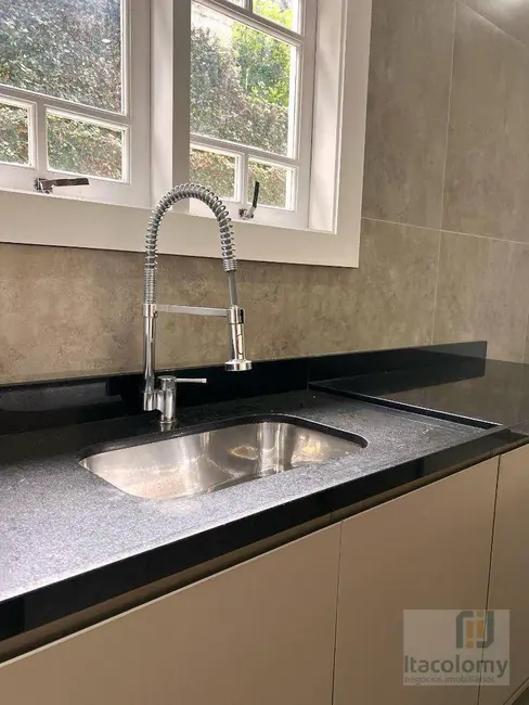Casa de Condomínio com 4 quartos à venda e para alugar, 322m2 em Morada dos Pássaros, Barueri - SP - imagem 5 Foto 5 de Casa de Condomínio com 4 quartos à venda e para alugar, 322m2 em Morada dos Pássaros, Barueri - SP