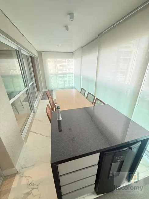 Apartamento com 3 quartos à venda, 200m2 em Barueri - SP - imagem 8 Foto 8 de Apartamento com 3 quartos à venda, 200m2 em Barueri - SP