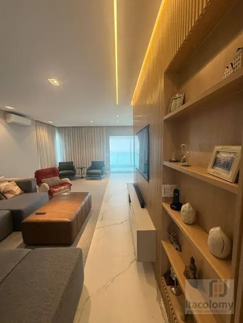 Apartamento com 3 quartos à venda, 200m2 em Barueri - SP - imagem 4 Foto 4 de Apartamento com 3 quartos à venda, 200m2 em Barueri - SP
