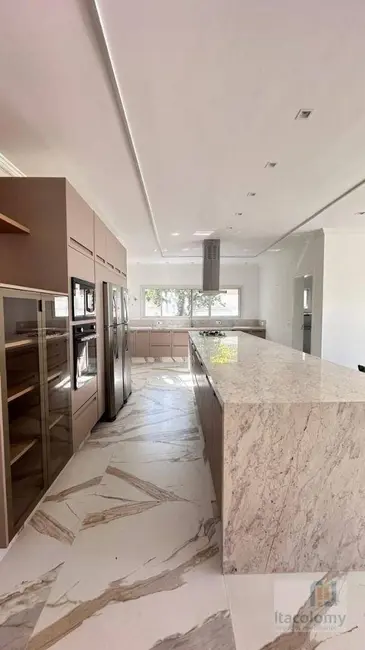 Foto 7 de Casa de Condomínio com 5 quartos à venda e para alugar, 1500m2 em Santana De Parnaiba - SP