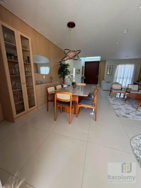 Foto 3 de Casa de Condomínio com 4 quartos à venda, 412m2 em Barueri - SP