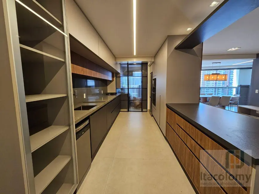 Apartamento com 3 quartos para alugar, 123m2 em Alphaville Conde II, Barueri - SP - imagem 5 Foto 5 de Apartamento com 3 quartos para alugar, 123m2 em Alphaville Conde II, Barueri - SP