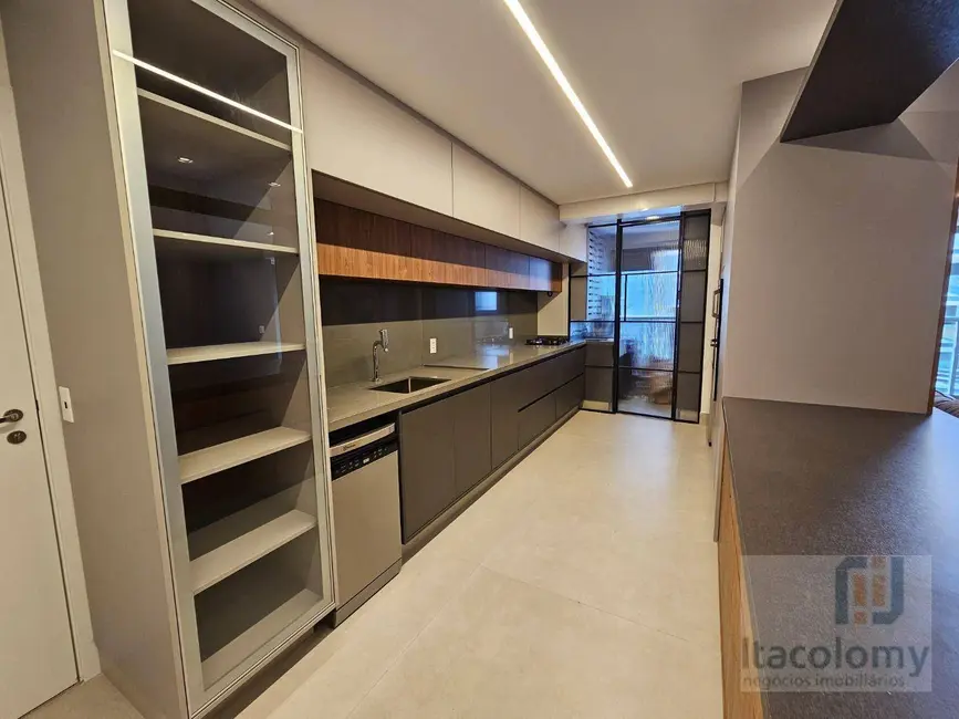 Apartamento com 3 quartos para alugar, 123m2 em Alphaville Conde II, Barueri - SP - imagem 6 Foto 6 de Apartamento com 3 quartos para alugar, 123m2 em Alphaville Conde II, Barueri - SP