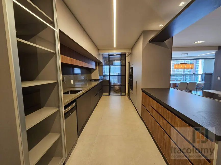 Apartamento com 3 quartos para alugar, 123m2 em Alphaville Conde II, Barueri - SP - imagem 4 Foto 4 de Apartamento com 3 quartos para alugar, 123m2 em Alphaville Conde II, Barueri - SP
