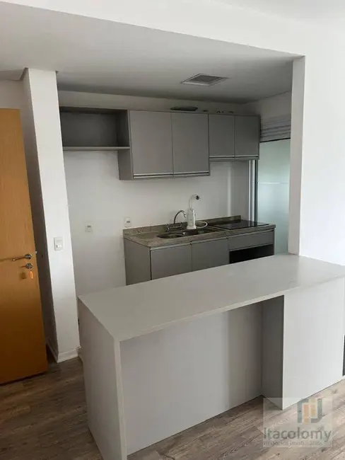 Foto 3 de Apartamento com 1 quarto para alugar, 50m2 em Empresarial 18 do Forte, Barueri - SP