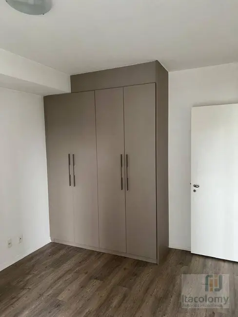 Foto 6 de Apartamento com 1 quarto para alugar, 50m2 em Empresarial 18 do Forte, Barueri - SP