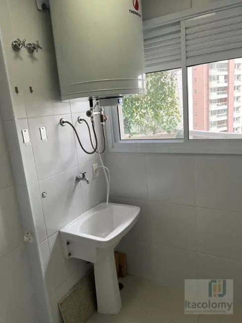 Foto 9 de Apartamento com 1 quarto para alugar, 50m2 em Empresarial 18 do Forte, Barueri - SP