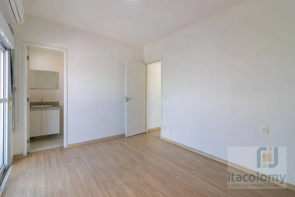 Apartamento com 2 quartos para alugar, 61m2 em Tamboré, Barueri - SP - imagem 6 Foto 6 de Apartamento com 2 quartos para alugar, 61m2 em Tamboré, Barueri - SP