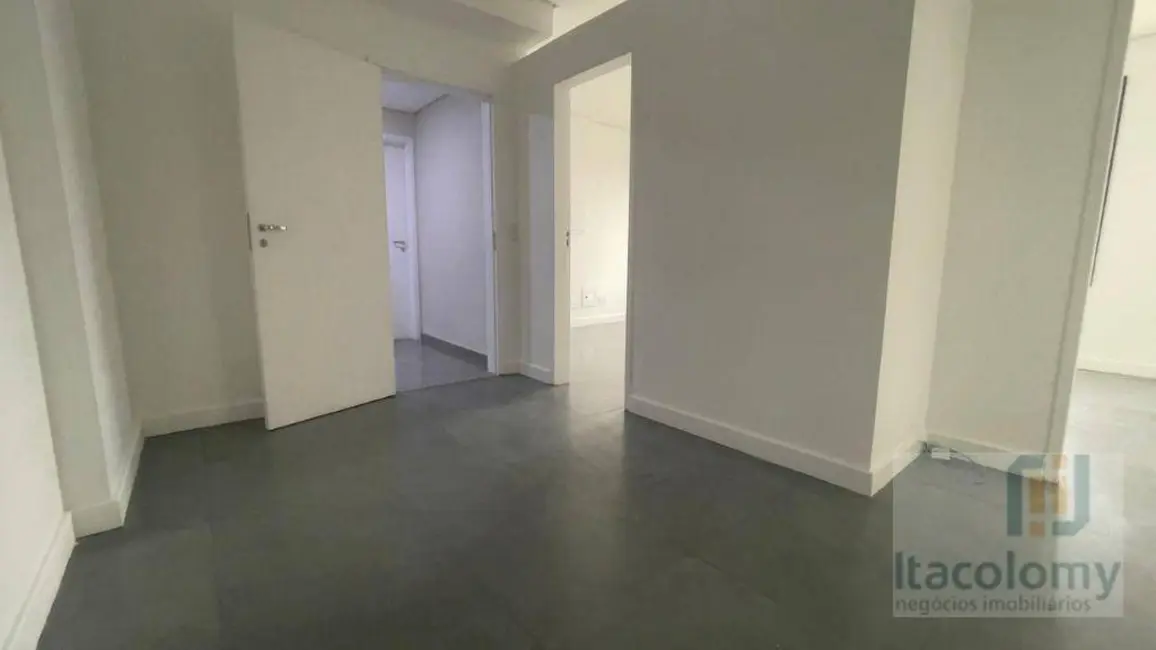 Foto 1 de Sala Comercial para alugar, 49m2 em Alphaville Industrial, Barueri - SP