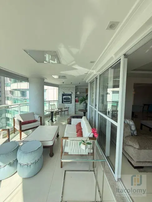 Foto 4 de Apartamento com 4 quartos à venda e para alugar, 258m2 em Barueri - SP