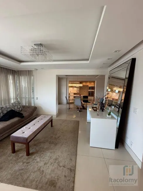 Foto 5 de Apartamento com 4 quartos à venda e para alugar, 258m2 em Barueri - SP