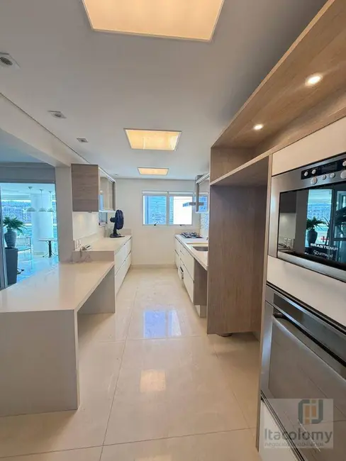 Foto 6 de Apartamento com 4 quartos à venda e para alugar, 258m2 em Barueri - SP