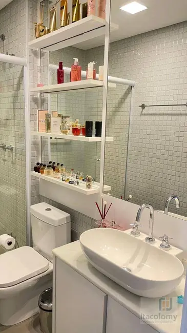 Foto 3 de Apartamento com 1 quarto para alugar, 50m2 em Empresarial 18 do Forte, Barueri - SP