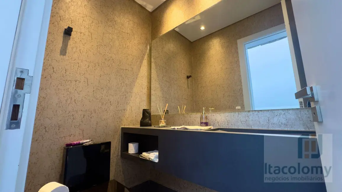 Casa de Condomínio com 4 quartos à venda, 525m2 em Tamboré, Santana De Parnaiba - SP - imagem 6 Foto 6 de Casa de Condomínio com 4 quartos à venda, 525m2 em Tamboré, Santana De Parnaiba - SP