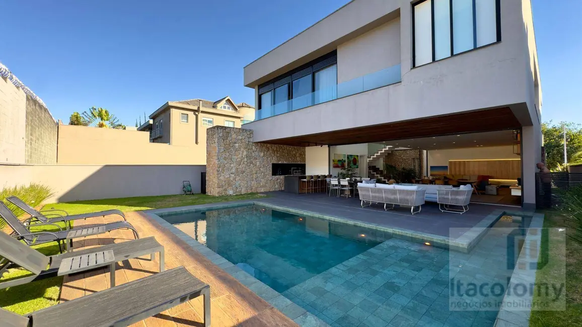 Casa de Condomínio com 4 quartos à venda, 525m2 em Tamboré, Santana De Parnaiba - SP - imagem 2 Foto 2 de Casa de Condomínio com 4 quartos à venda, 525m2 em Tamboré, Santana De Parnaiba - SP