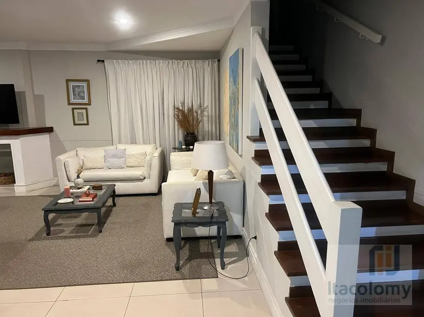 Foto 4 de Casa de Condomínio com 4 quartos à venda e para alugar, 510m2 em Santana De Parnaiba - SP