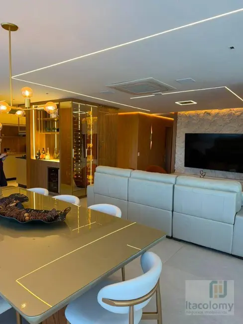 Apartamento com 3 quartos à venda e para alugar, 180m2 em Barueri - SP - imagem 2 Foto 2 de Apartamento com 3 quartos à venda e para alugar, 180m2 em Barueri - SP