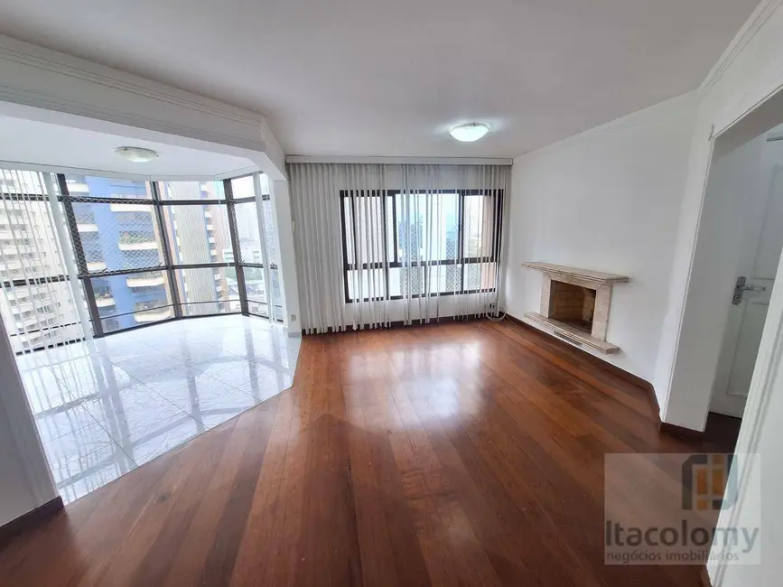 Apartamento com 3 quartos para alugar, 127m2 em Alphaville Industrial, Barueri - SP - imagem 4 Foto 4 de Apartamento com 3 quartos para alugar, 127m2 em Alphaville Industrial, Barueri - SP