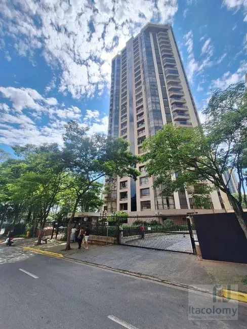 Apartamento com 3 quartos para alugar, 127m2 em Alphaville Industrial, Barueri - SP - imagem 2 Foto 2 de Apartamento com 3 quartos para alugar, 127m2 em Alphaville Industrial, Barueri - SP