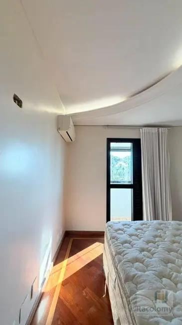 Foto 3 de Apartamento com 4 quartos para alugar, 202m2 em Alphaville Industrial, Barueri - SP