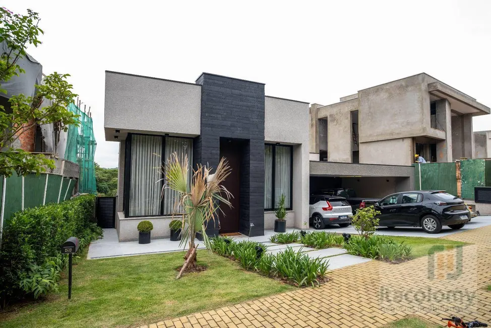 Casa de Condomínio com 4 quartos à venda, 691m2 em Santana De Parnaiba - SP - imagem 1 Foto 1 de Casa de Condomínio com 4 quartos à venda, 691m2 em Santana De Parnaiba - SP