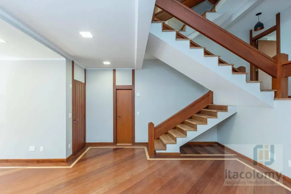 Foto 5 de Casa de Condomínio com 4 quartos à venda e para alugar, 360m2 em Santana De Parnaiba - SP