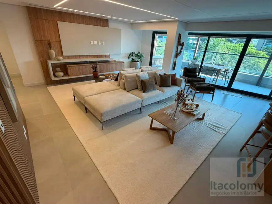 Apartamento com 3 quartos à venda, 270m2 em Alphaville Industrial, Barueri - SP - imagem 7 Foto 7 de Apartamento com 3 quartos à venda, 270m2 em Alphaville Industrial, Barueri - SP