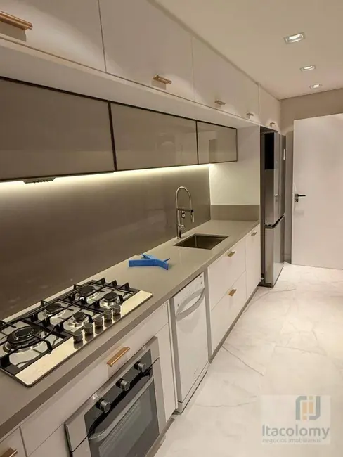 Foto 8 de Apartamento com 3 quartos à venda e para alugar, 124m2 em Alphaville Industrial, Barueri - SP