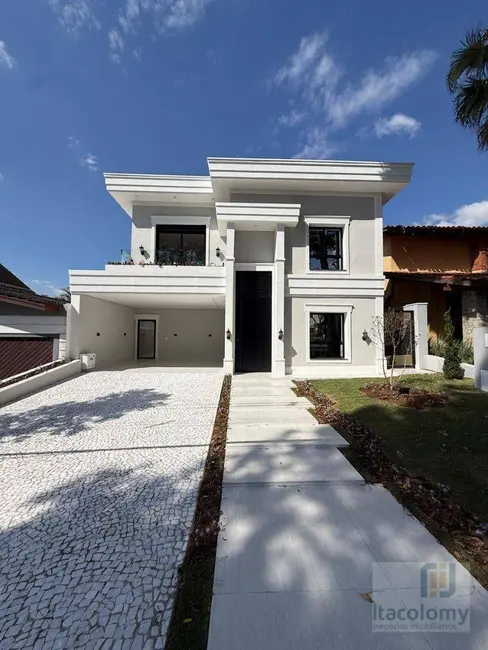 Foto 1 de Casa de Condomínio com 4 quartos à venda, 320m2 em Santana De Parnaiba - SP
