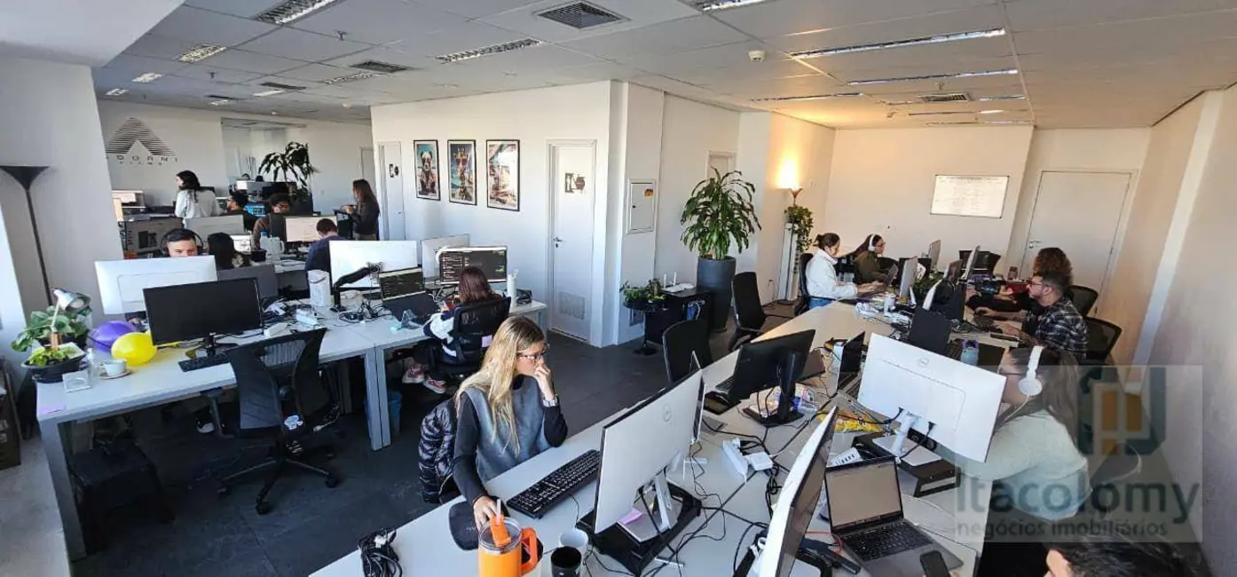 Foto 1 de Sala Comercial à venda, 173m2 em Barueri - SP