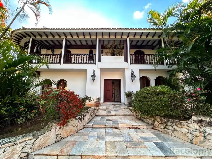 Casa de Condomínio com 5 quartos para alugar, 760m2 em Barueri - SP - imagem 1 Foto 1 de Casa de Condomínio com 5 quartos para alugar, 760m2 em Barueri - SP