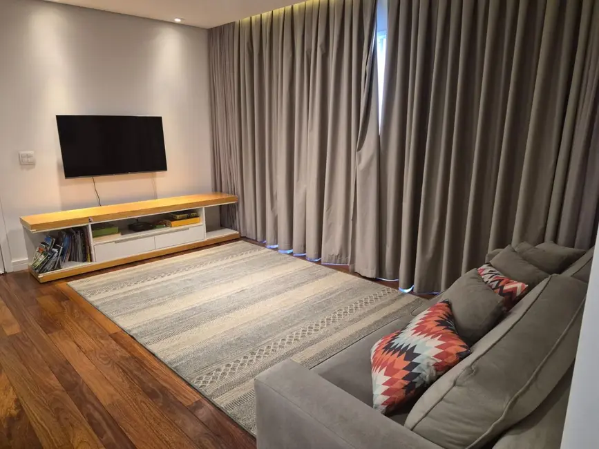 Apartamento com 3 quartos à venda, 107m2 em Alphaville Conde II, Barueri - SP - imagem 1 Foto 1 de Apartamento com 3 quartos à venda, 107m2 em Alphaville Conde II, Barueri - SP
