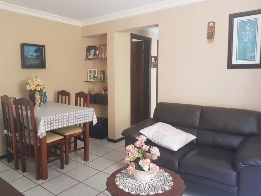 Foto 3 de Apartamento com 3 quartos à venda, 69m2 em Santa Cândida, Curitiba - PR