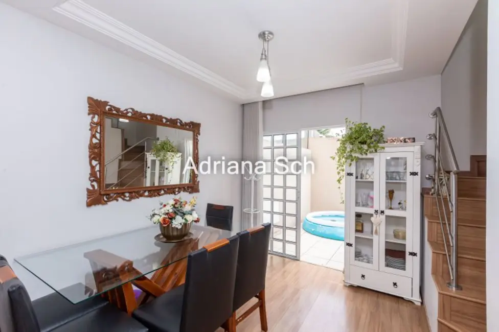 Foto 3 de Sobrado com 3 quartos à venda, 128m2 em Xaxim, Curitiba - PR