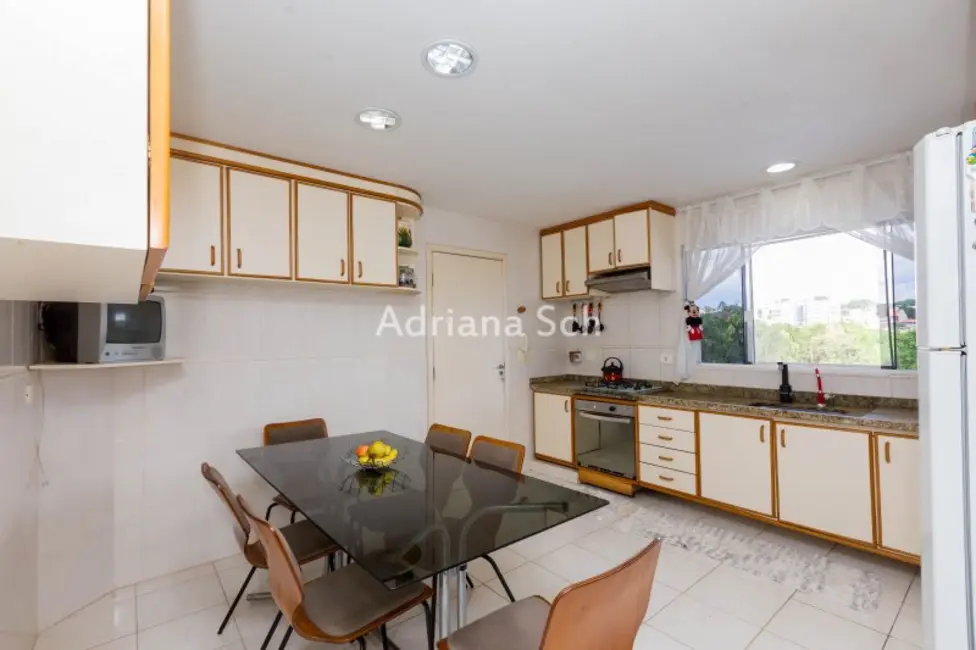 Casa com 3 quartos à venda, 300m2 em Campo Comprido, Curitiba - PR - imagem 9 Foto 9 de Casa com 3 quartos à venda, 300m2 em Campo Comprido, Curitiba - PR