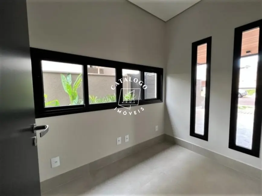 Casa de Condomínio com 3 quartos à venda, 367m2 em Vila do Golf, Ribeirao Preto - SP - imagem 5 Foto 5 de Casa de Condomínio com 3 quartos à venda, 367m2 em Vila do Golf, Ribeirao Preto - SP