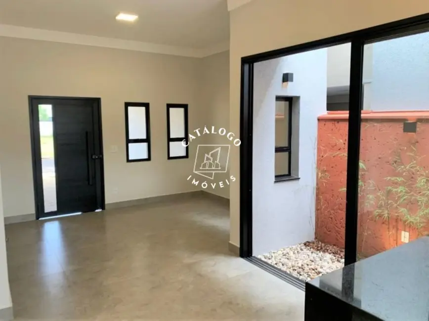Foto 2 de Casa de Condomínio com 3 quartos à venda, 250m2 em Jardim Cybelli, Ribeirao Preto - SP