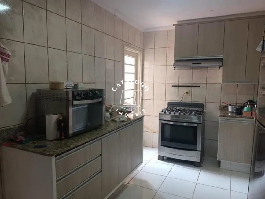 Casa com 5 quartos à venda, 250m2 em Independência, Ribeirao Preto - SP - imagem 4 Foto 4 de Casa com 5 quartos à venda, 250m2 em Independência, Ribeirao Preto - SP