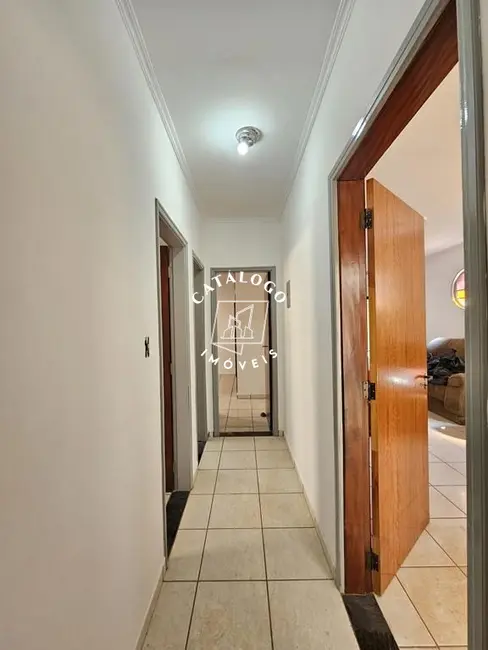 Casa com 4 quartos à venda, 250m2 em Independência, Ribeirao Preto - SP - imagem 6 Foto 6 de Casa com 4 quartos à venda, 250m2 em Independência, Ribeirao Preto - SP